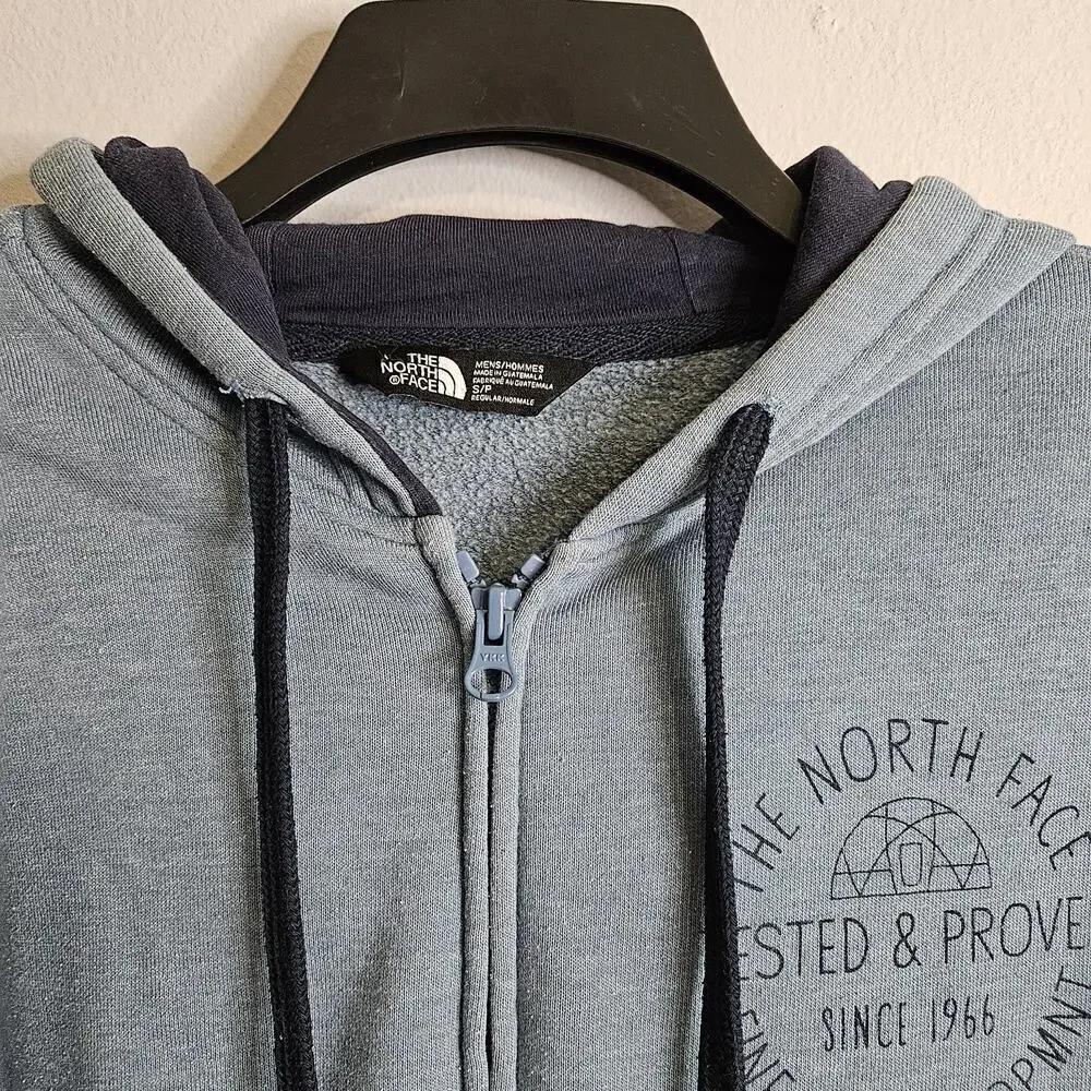 The North Face Mountain Athletics Full Zip Up Hoodie Mens Small light blue